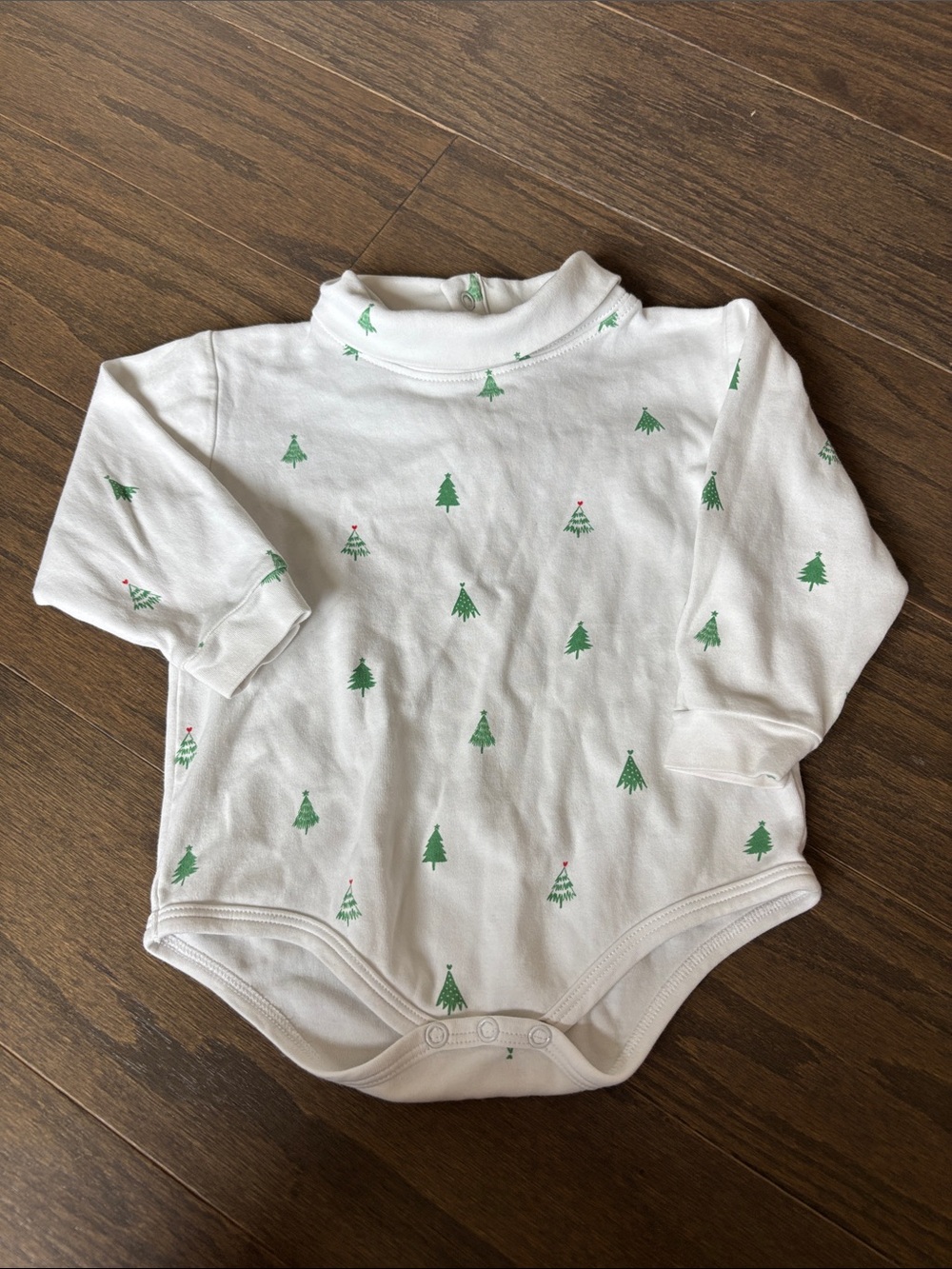 Bella Bliss Long-Sleeve Baby christmas Tree Print